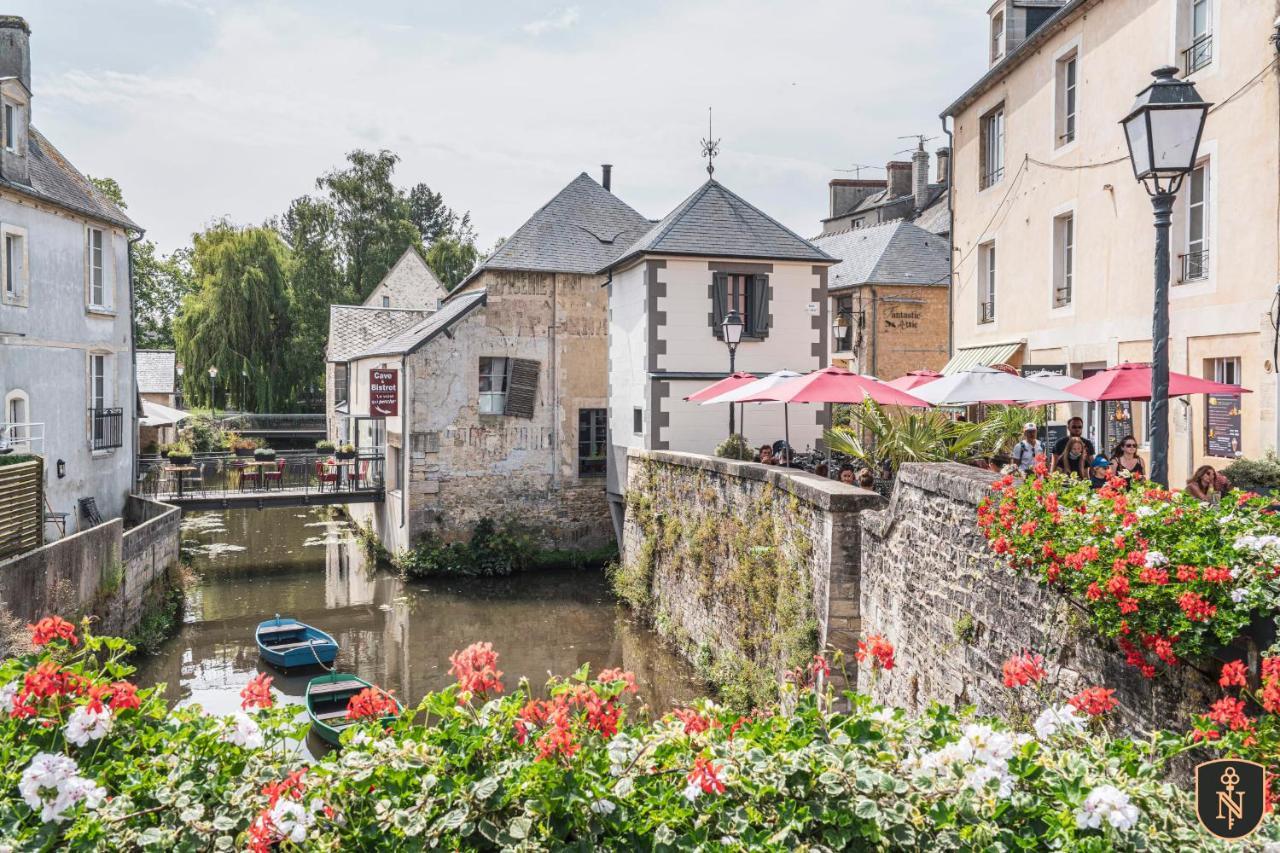 Large Apartment For 6 People In Bayeux Eksteriør billede